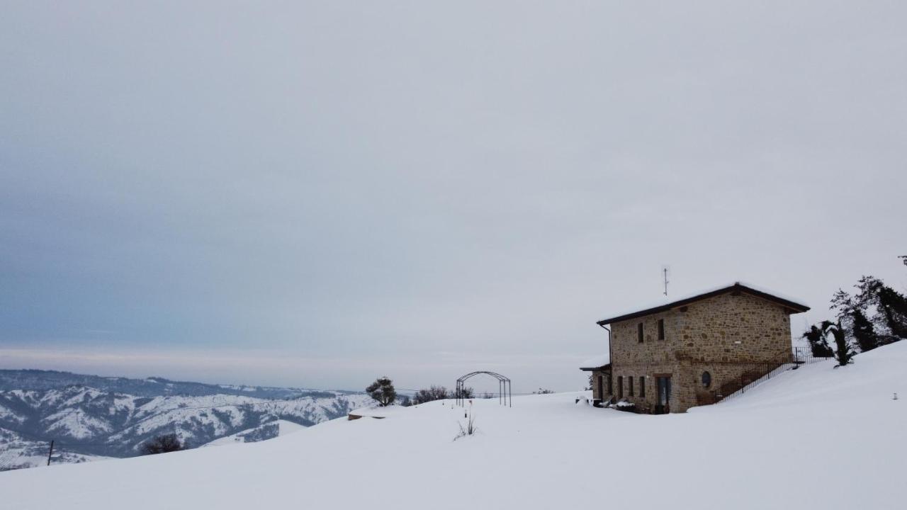 Ca' Del Passero B&B Vigoleno Bagian luar foto