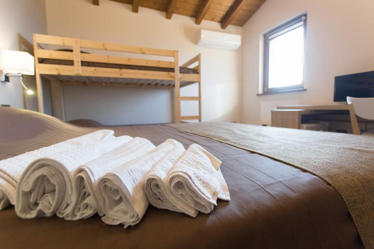 Ca' Del Passero B&B Vigoleno Bagian luar foto