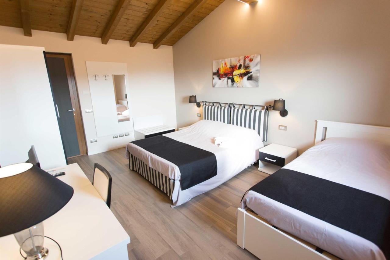 Ca' Del Passero B&B Vigoleno Bagian luar foto